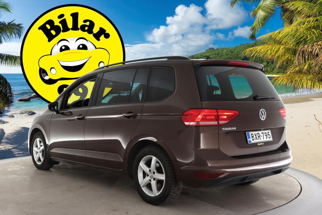 VOLKSWAGEN Touran 2016