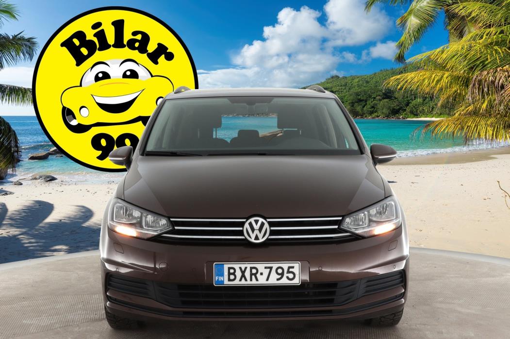 VOLKSWAGEN Touran 2016