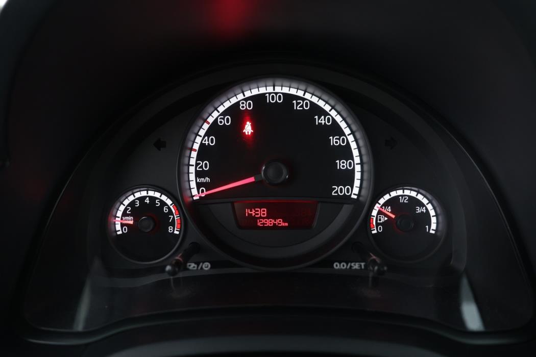 VOLKSWAGEN up! 2015