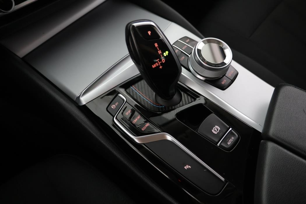 BMW 520 2018