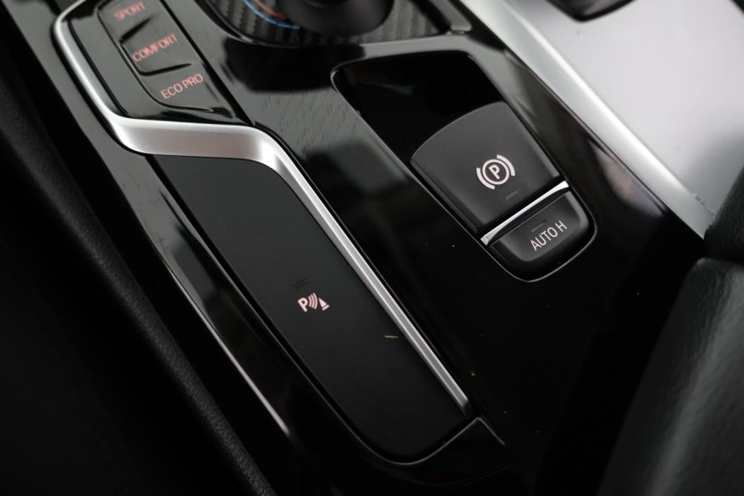 BMW 520 2018