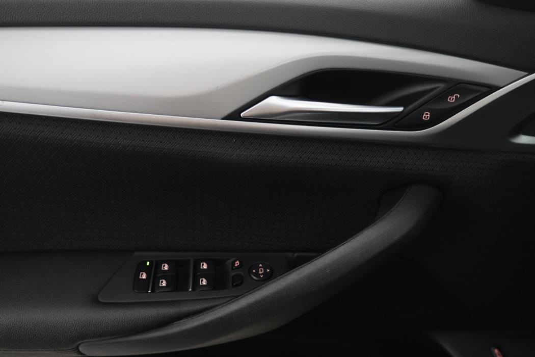 BMW 520 2018