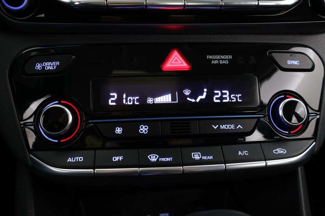 HYUNDAI IONIQ hybrid 2018