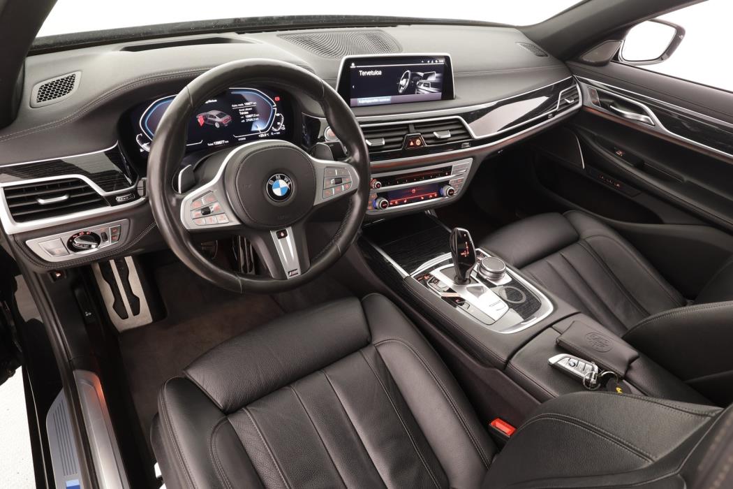BMW 745 2020