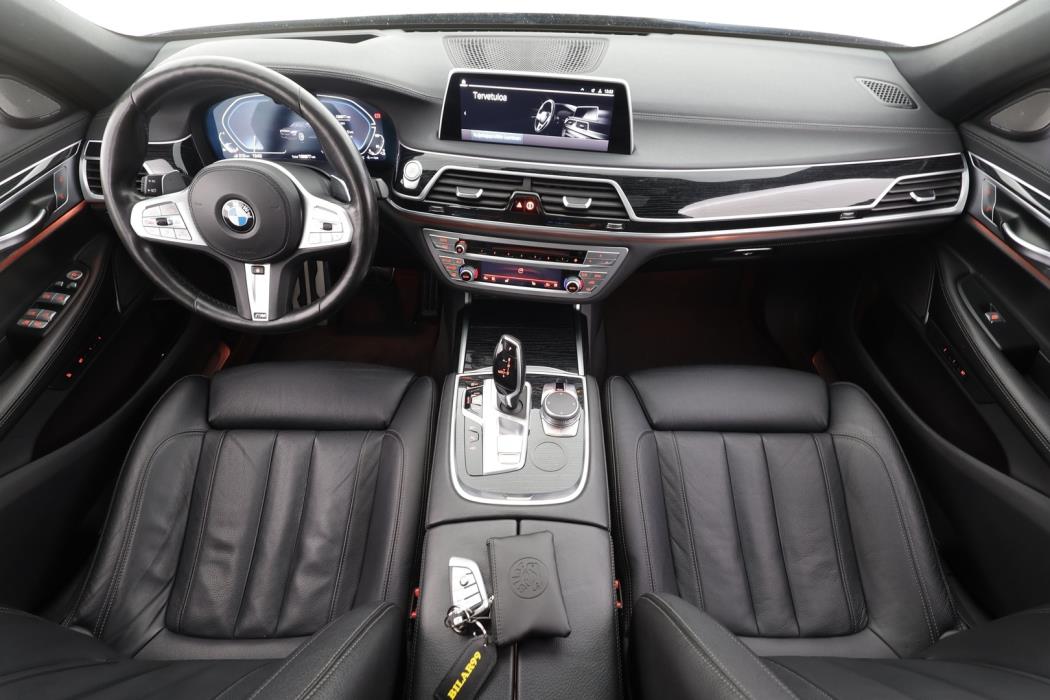 BMW 745 2020