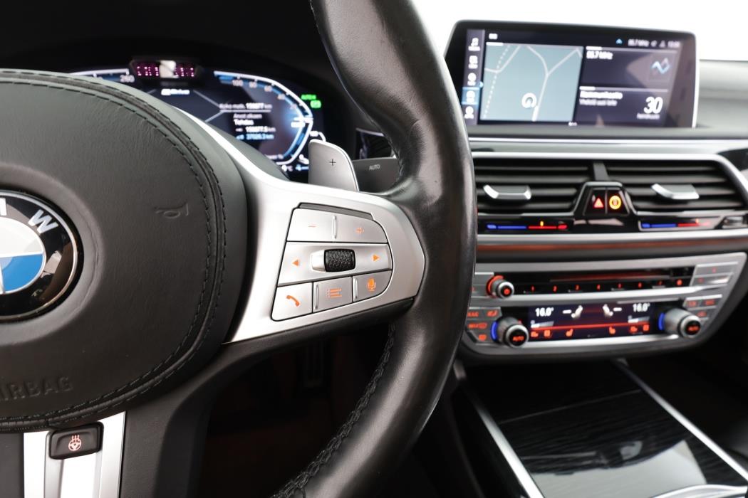 BMW 745 2020