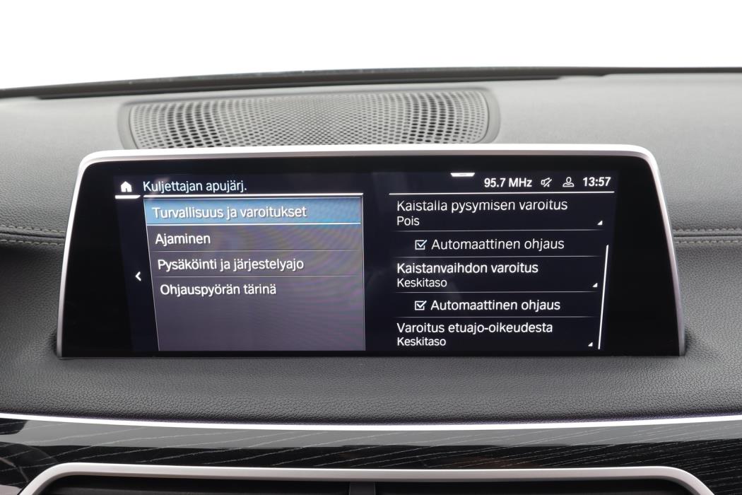 BMW 745 2020