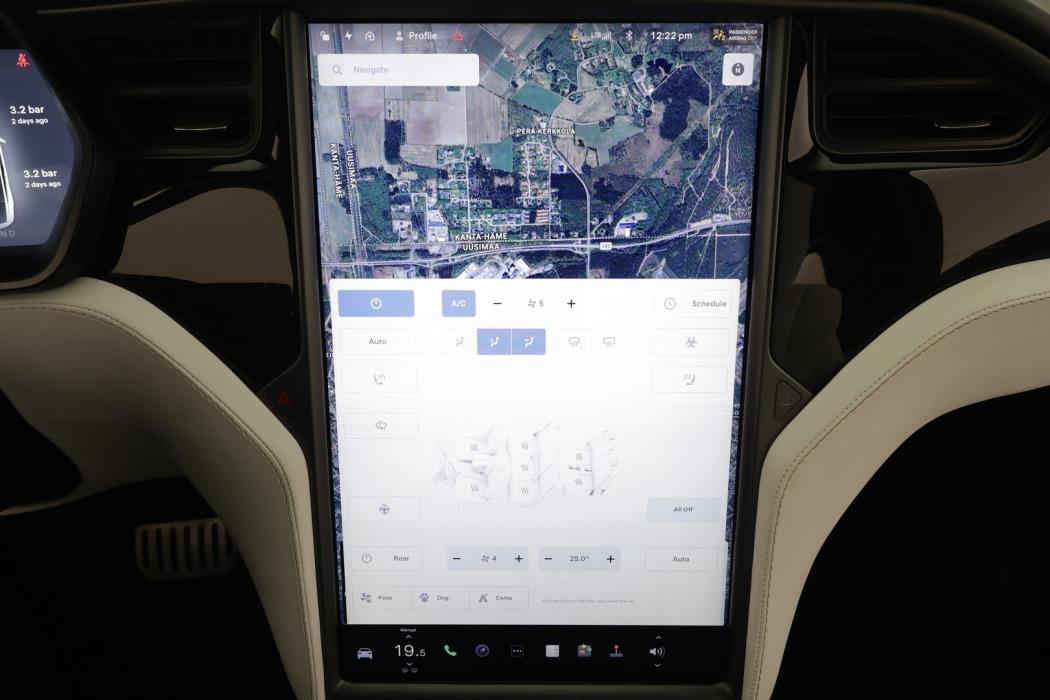 TESLA Model X 2019