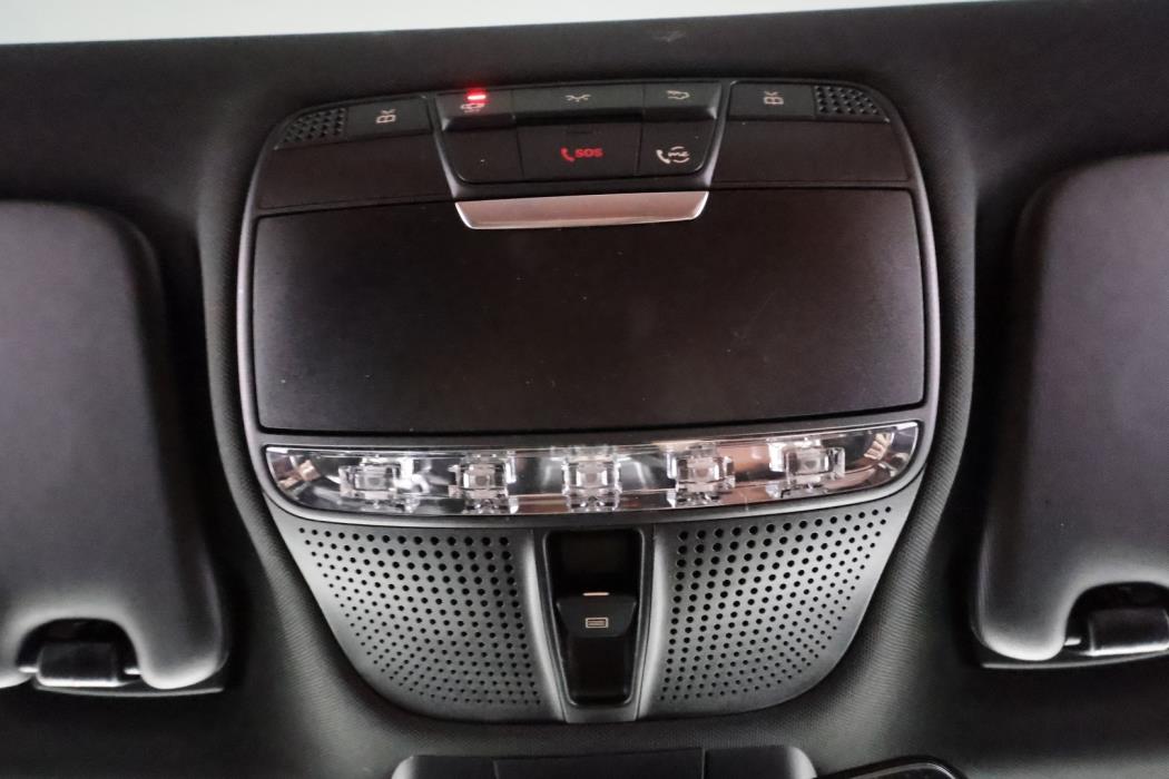 MERCEDES-BENZ C 2019