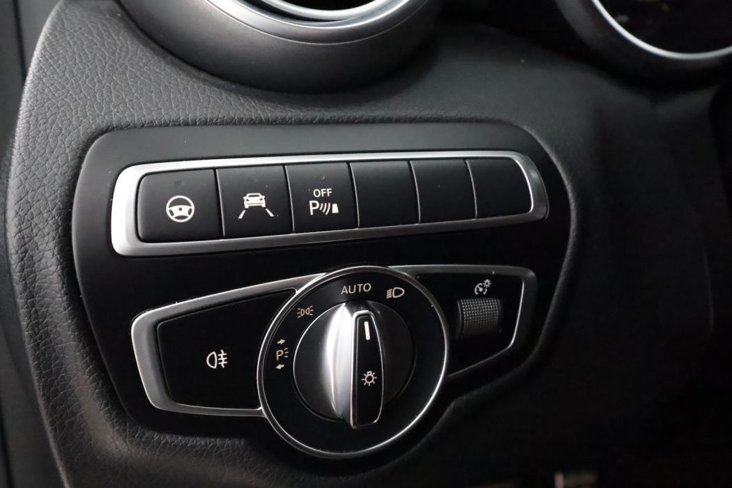 MERCEDES-BENZ C 2019