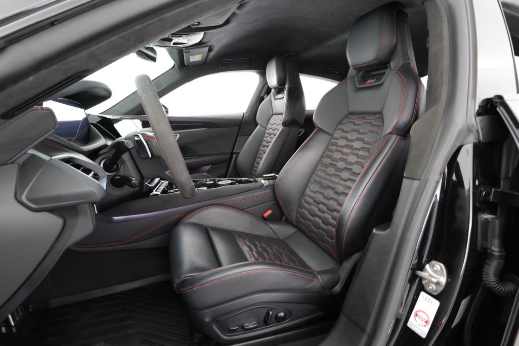 AUDI E-TRON GT RS 2022