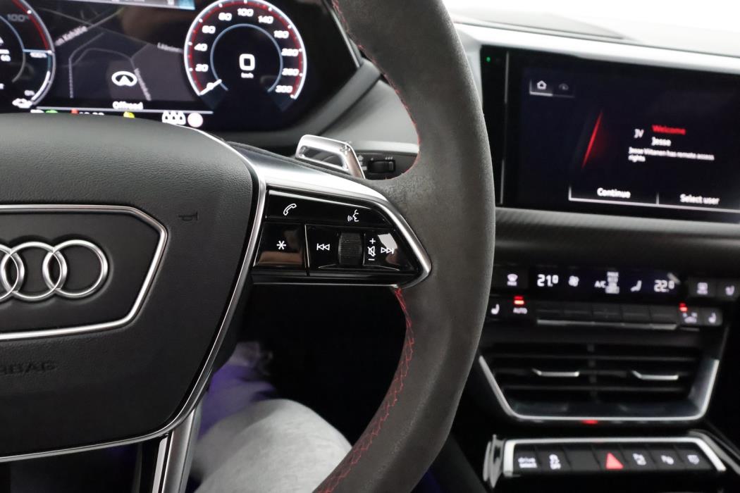 AUDI E-TRON GT RS 2022