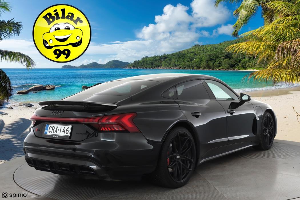 AUDI E-TRON GT RS 2022