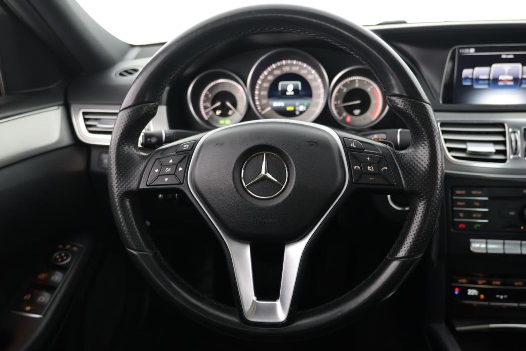 MERCEDES-BENZ E 2015