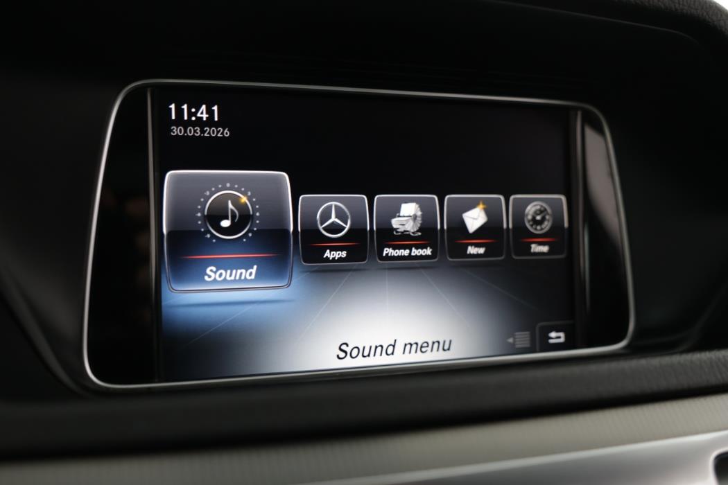 MERCEDES-BENZ E 2015