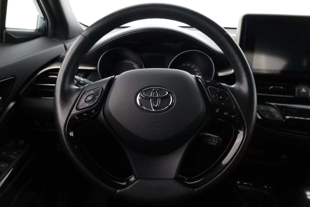 TOYOTA C-HR 2019