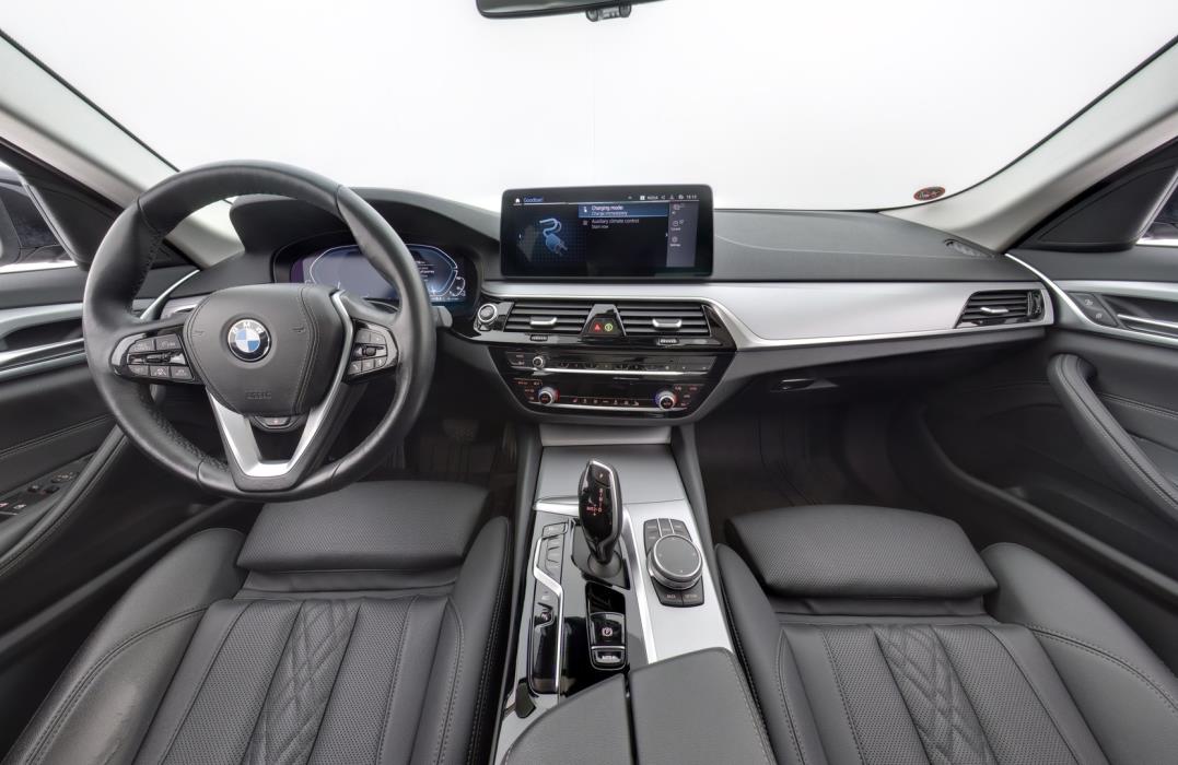 BMW 530 2021
