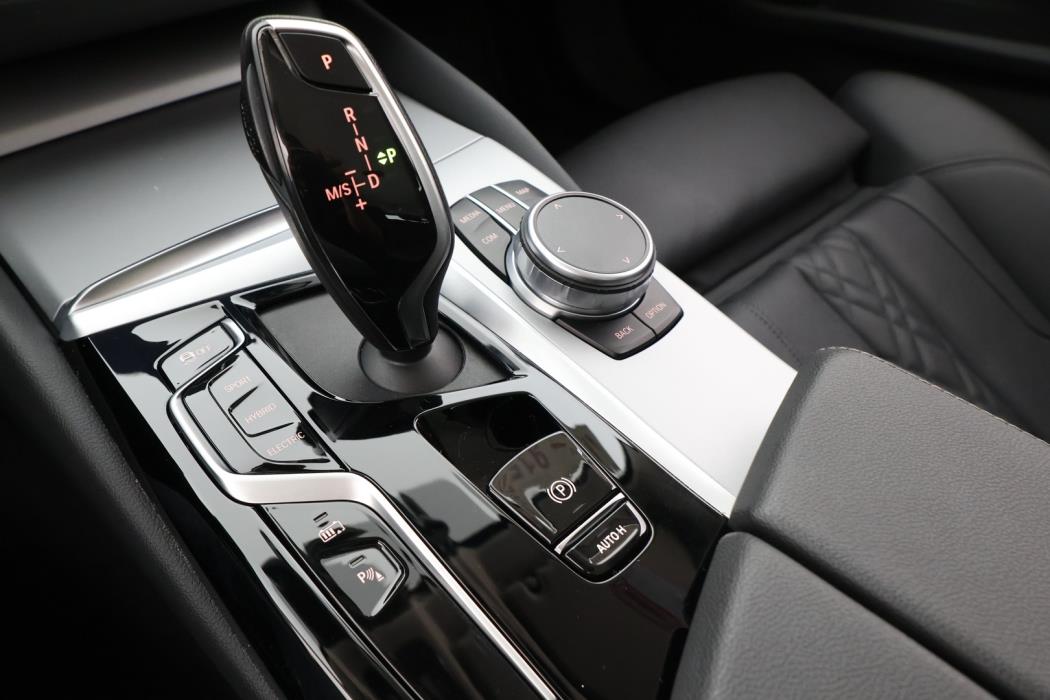BMW 530 2021