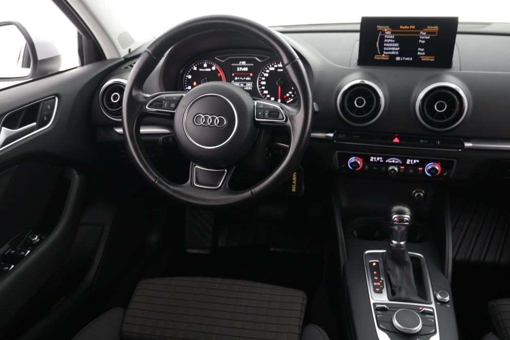 AUDI A3 2015