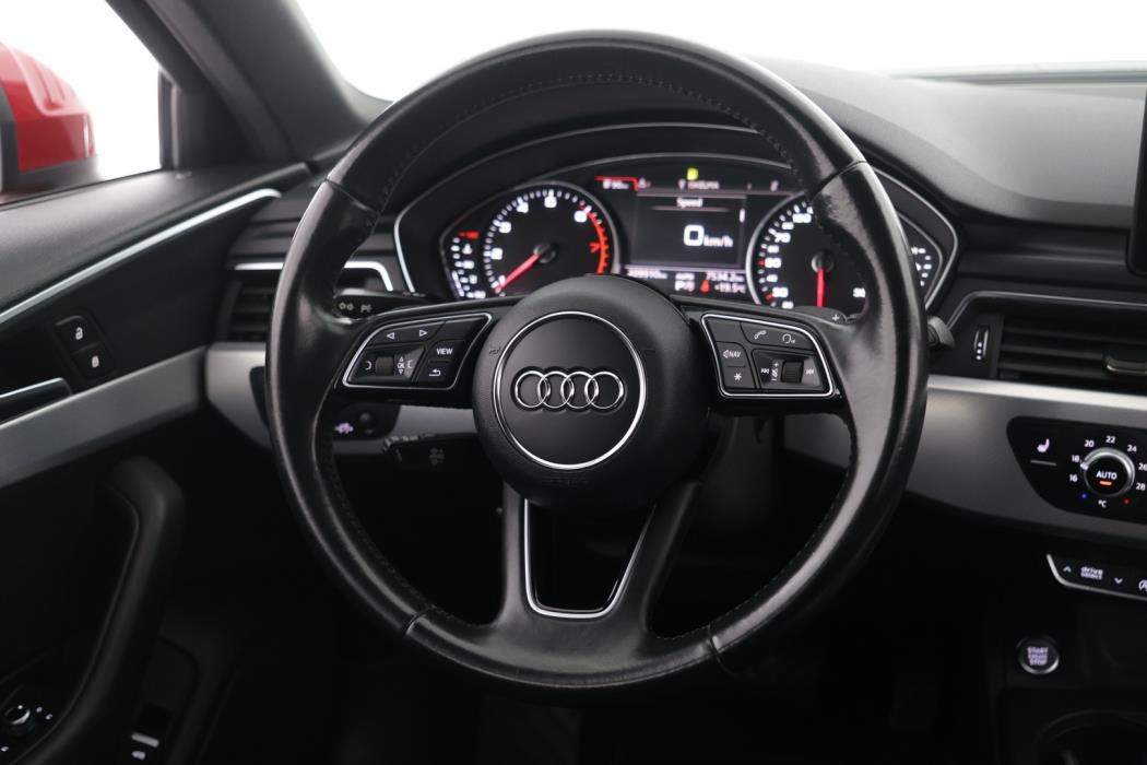 AUDI A4 2016