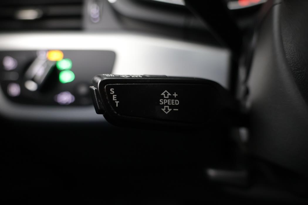 AUDI A4 2016