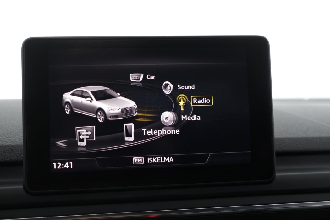 AUDI A4 2016