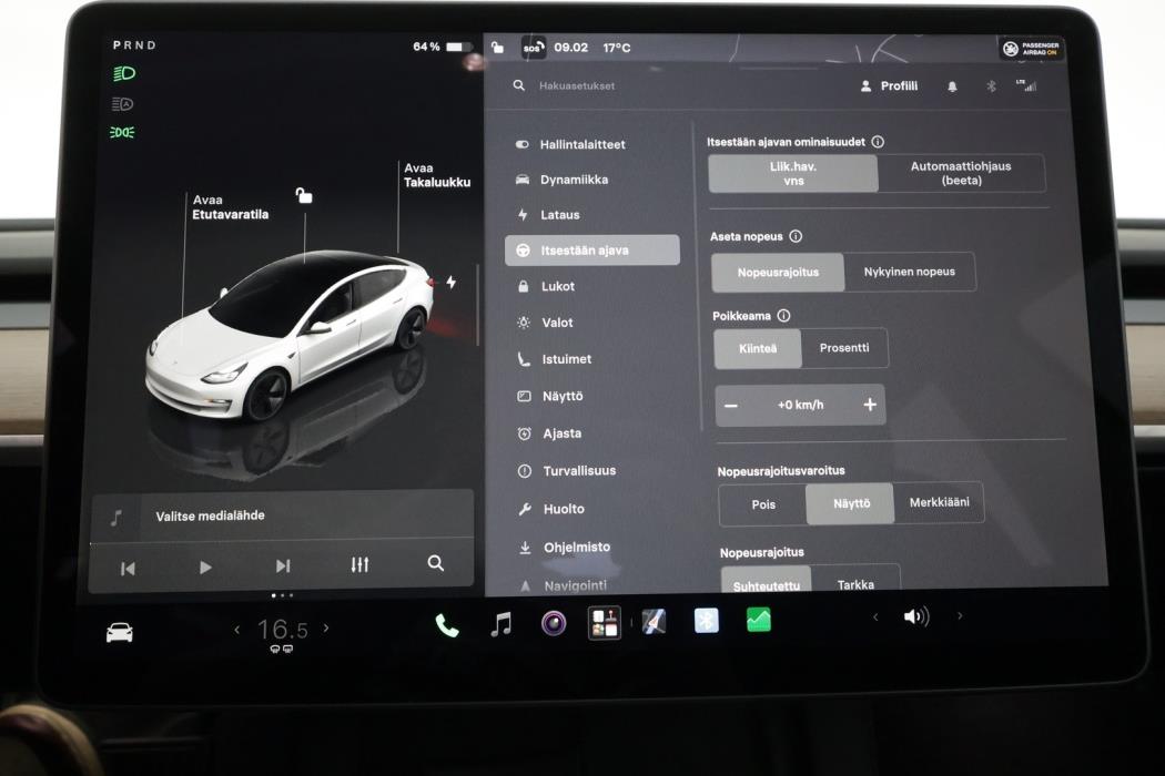 TESLA Model 3 2023