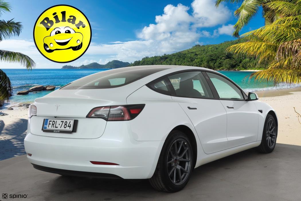 TESLA Model 3 2023