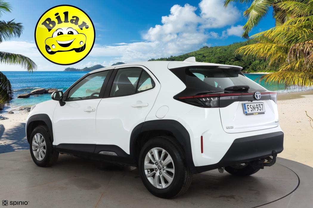 TOYOTA Yaris Cross 2023