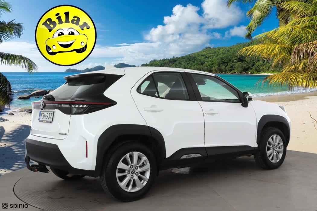 TOYOTA Yaris Cross 2023