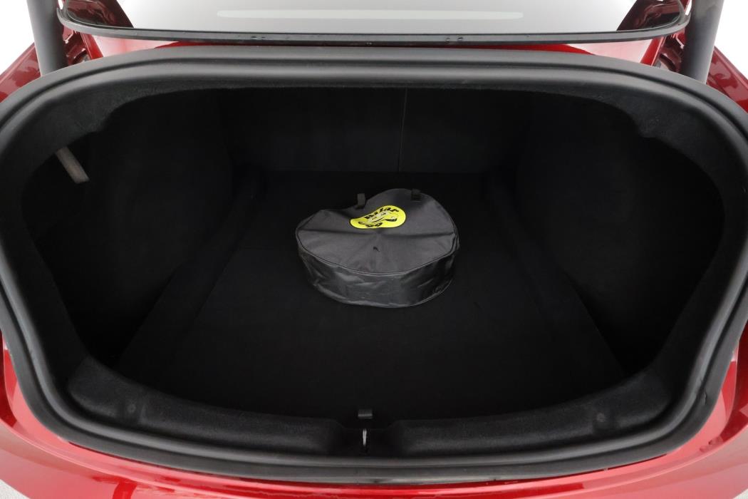 TESLA Model 3 2025