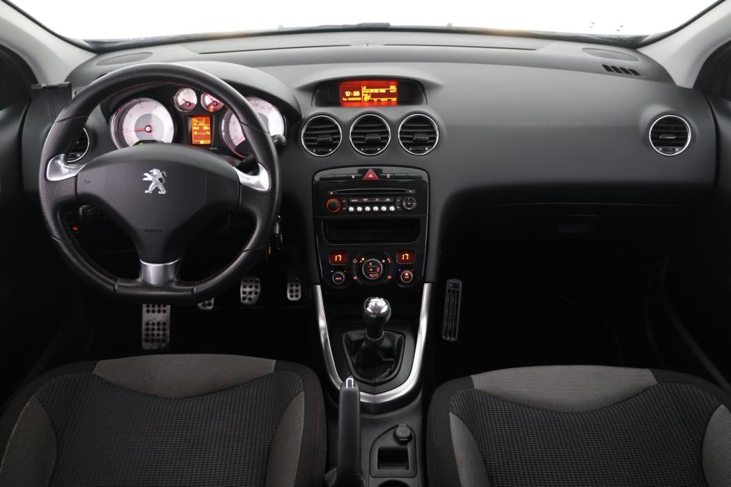 PEUGEOT 308 2013