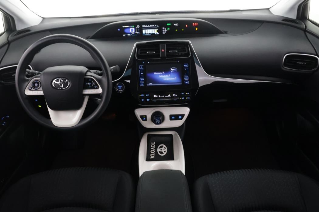 TOYOTA Prius 2016