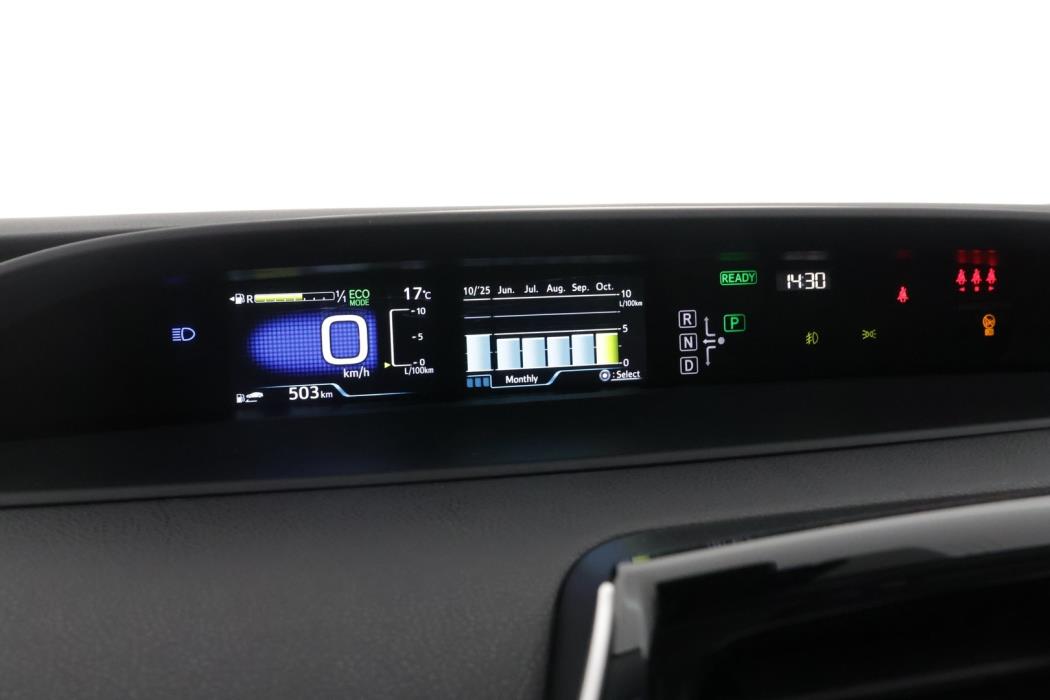 TOYOTA Prius 2016
