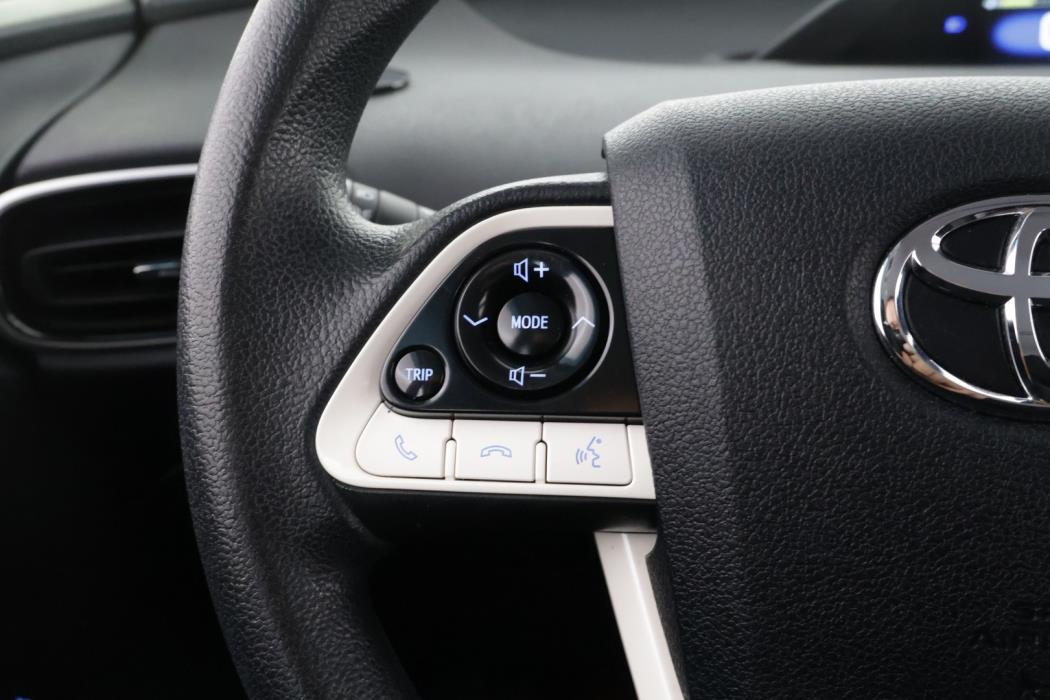 TOYOTA Prius 2016
