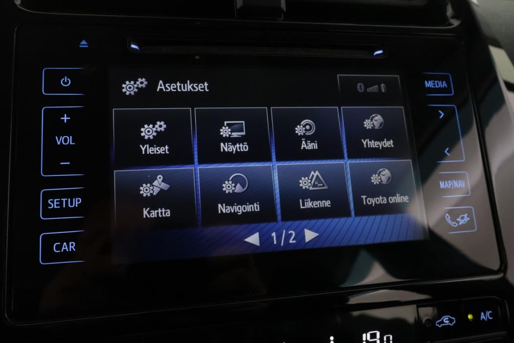 TOYOTA Prius 2016