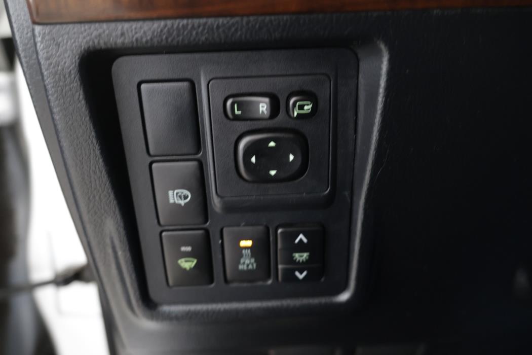 TOYOTA Land Cruiser 2010