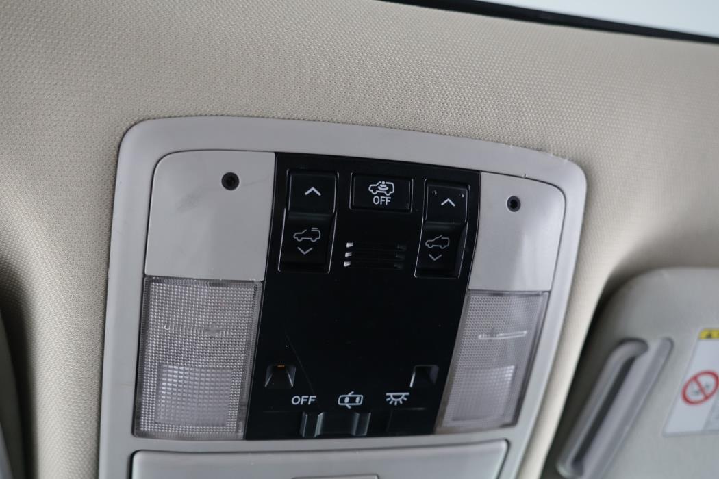 TOYOTA Land Cruiser 2010