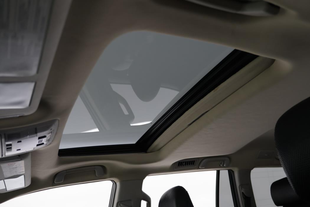 TOYOTA Land Cruiser 2010