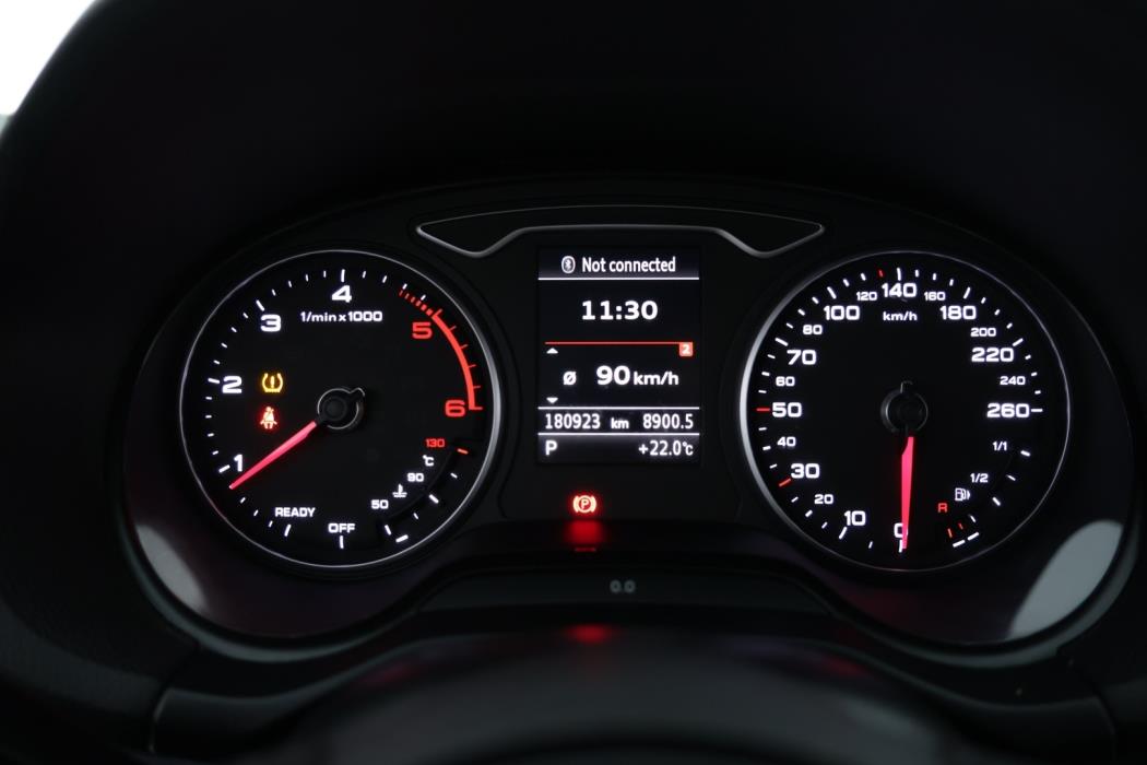 AUDI Q2 2017