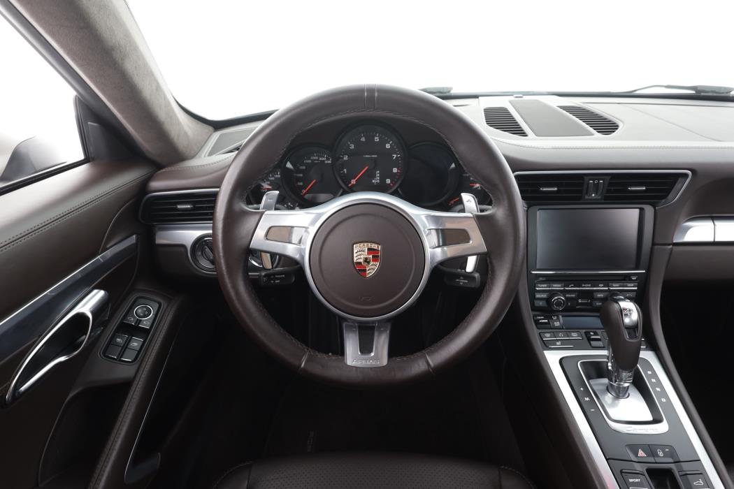PORSCHE 911 2012