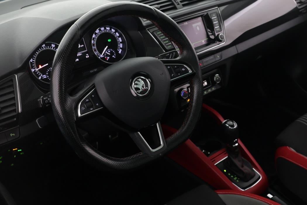 SKODA Fabia 2015