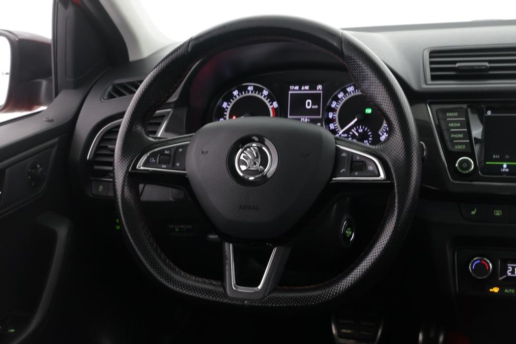 SKODA Fabia 2015