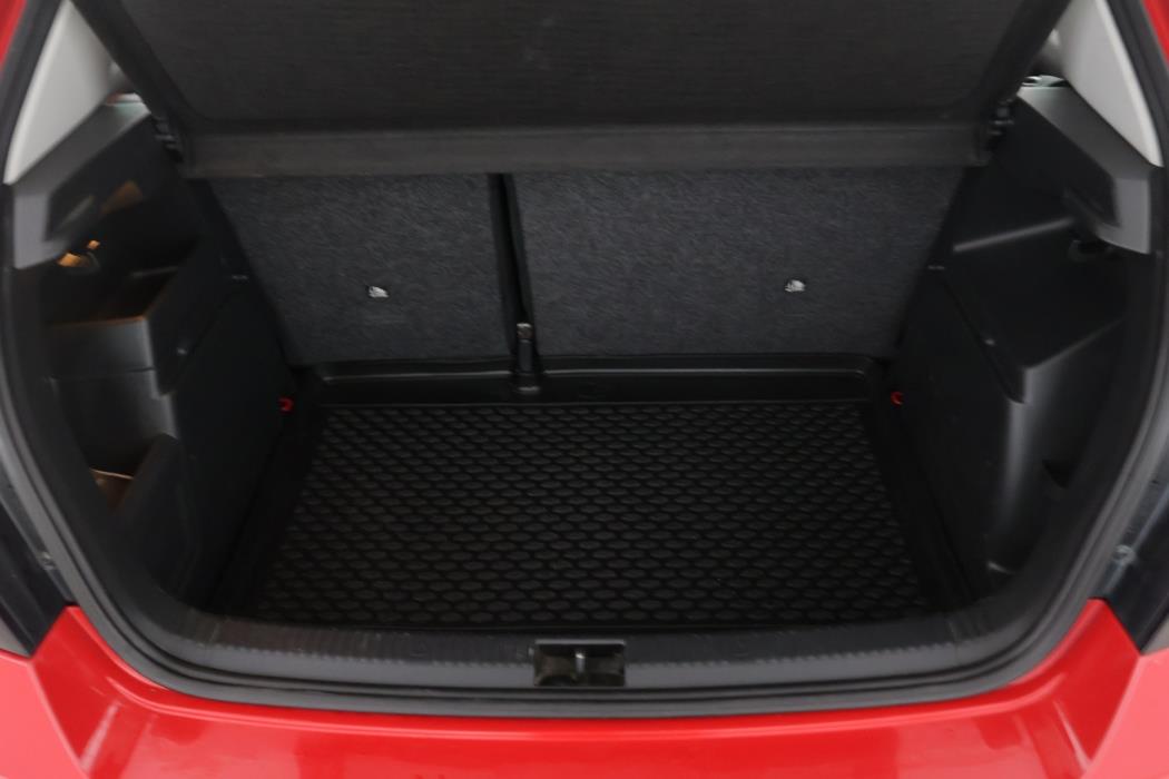 SKODA Fabia 2015