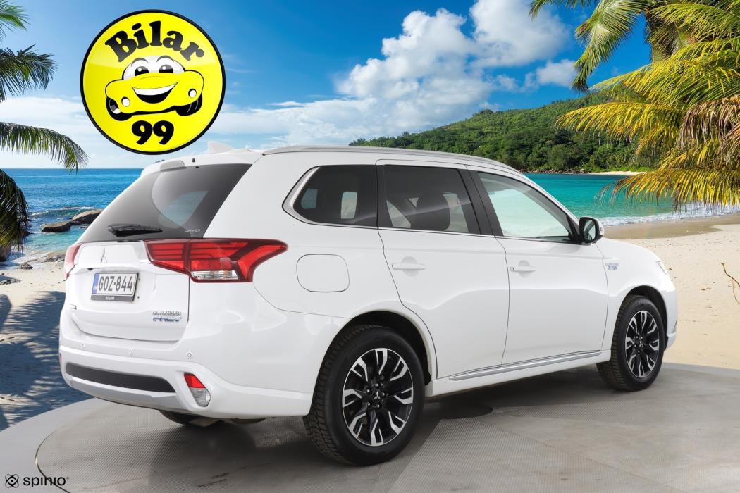 MITSUBISHI OUTLANDER PHEV 2016