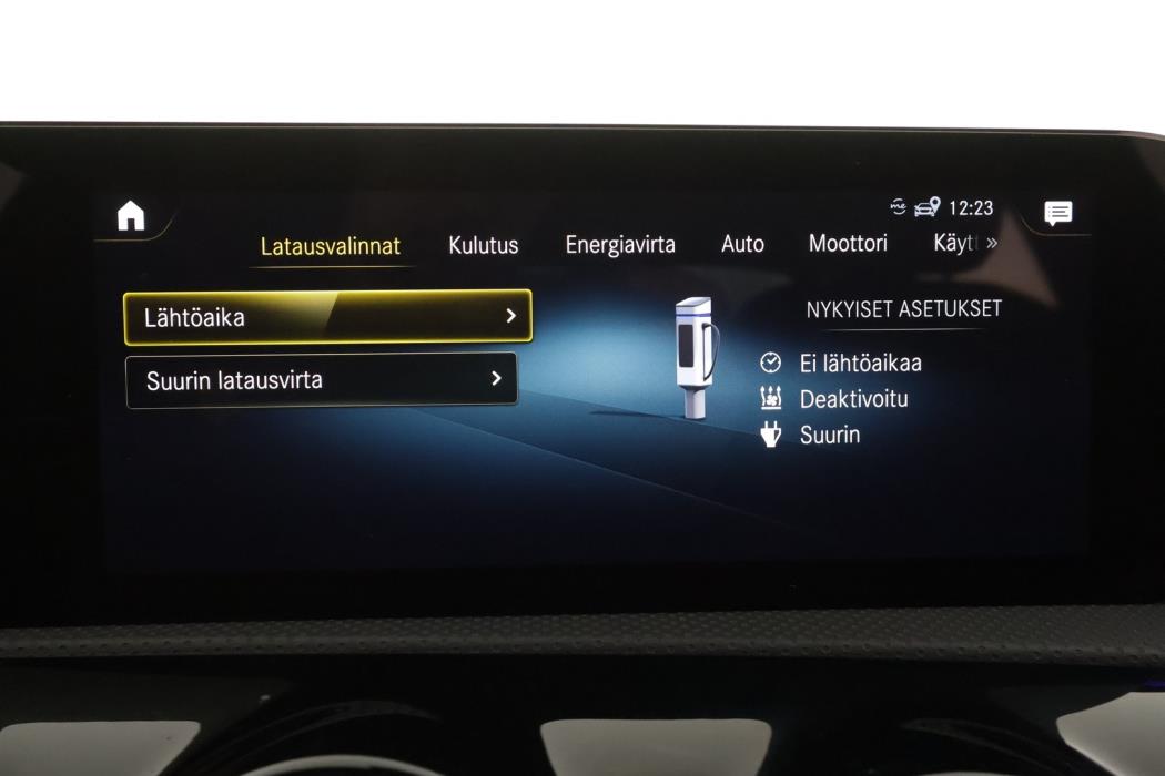 MERCEDES-BENZ CLA 2023