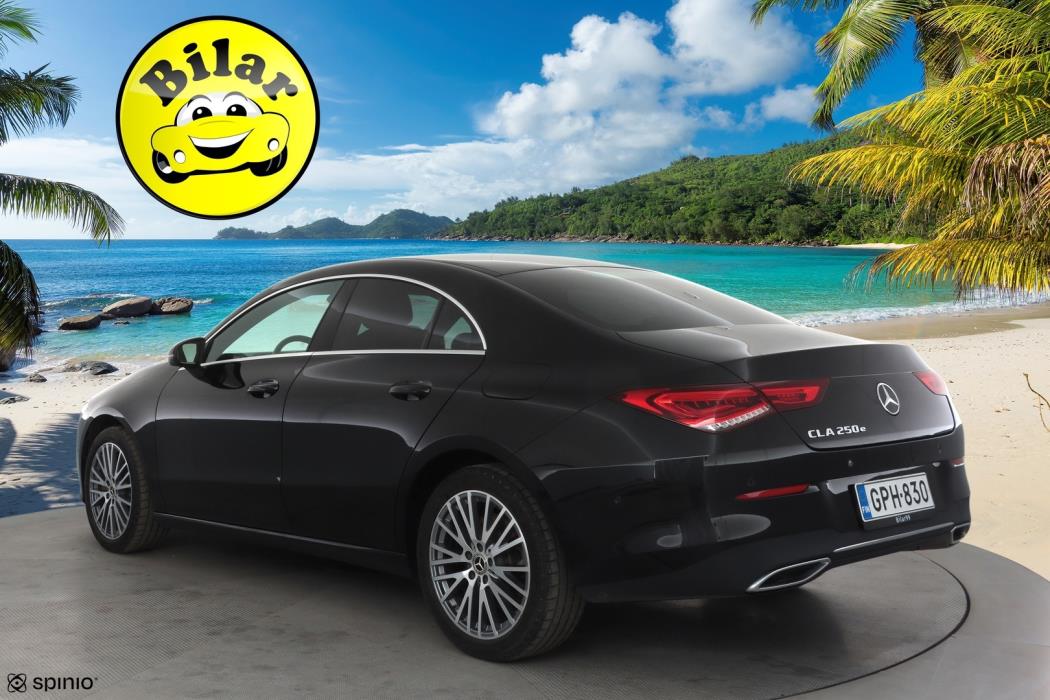 MERCEDES-BENZ CLA 2023