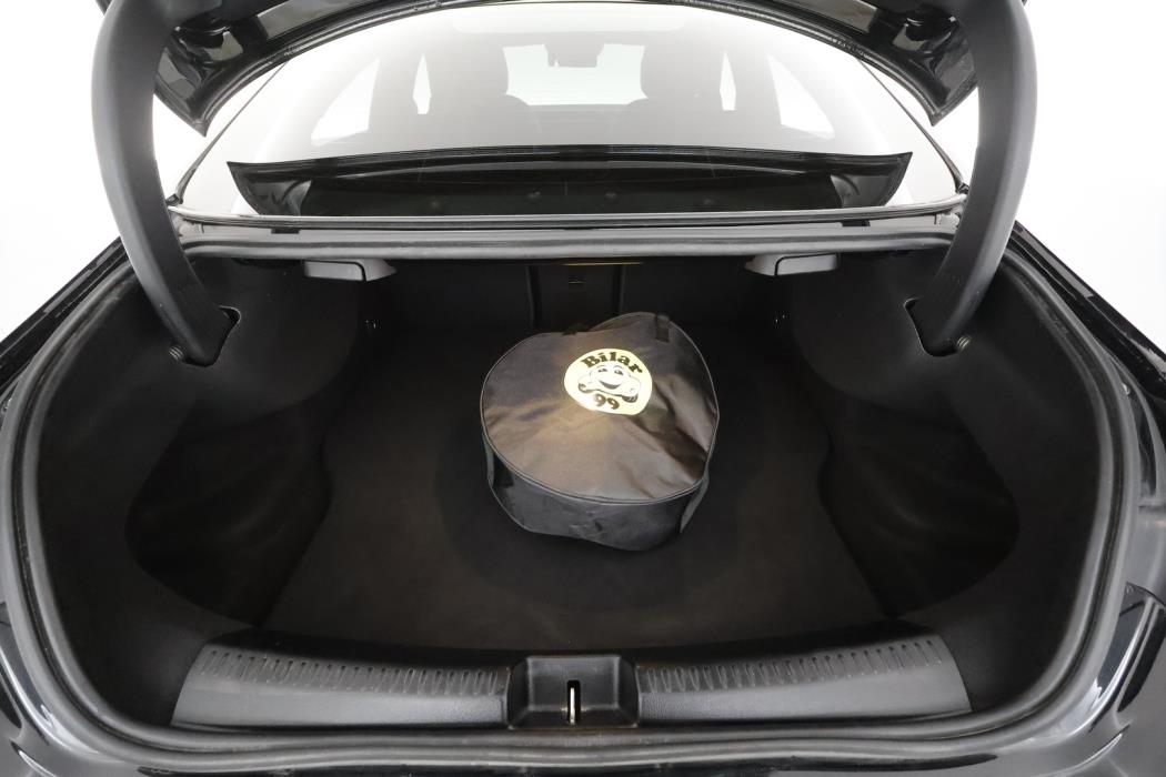 MERCEDES-BENZ CLA 2023