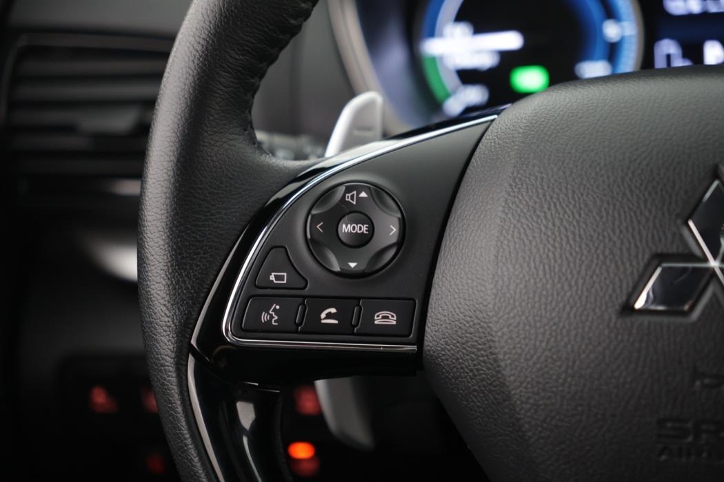 MITSUBISHI Eclipse 2025