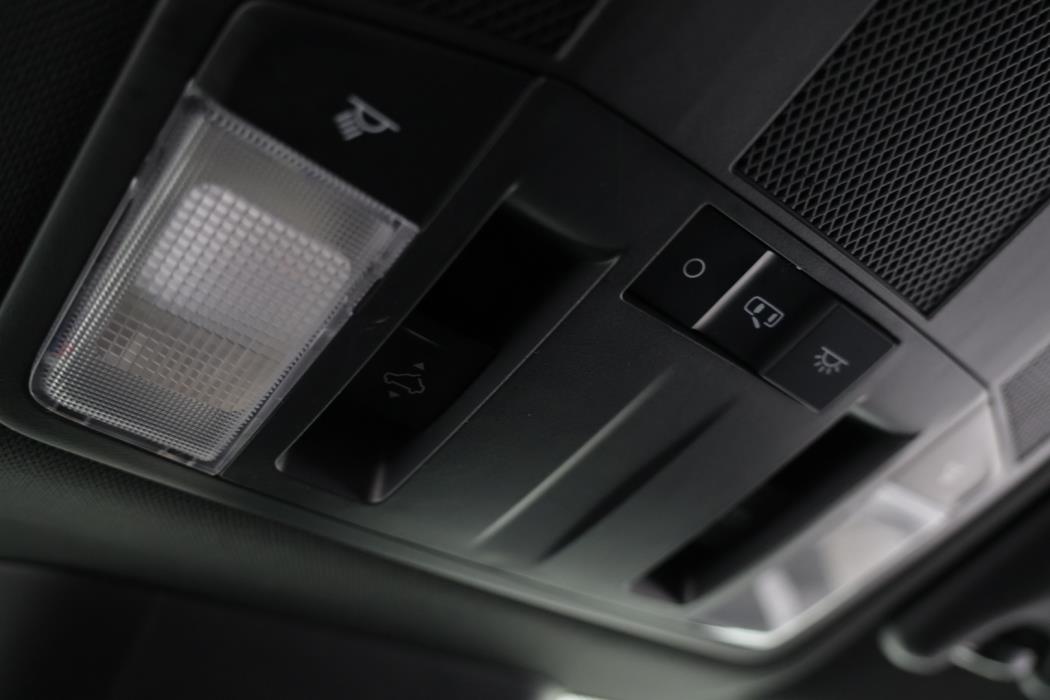 MITSUBISHI Eclipse 2025